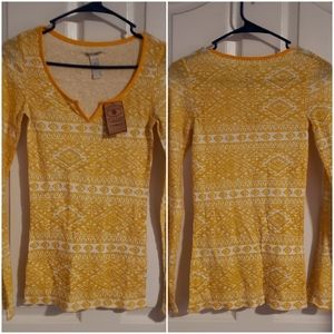 NWT LUCKY BRAND YLE/WHT V-NECK LONG SLEEVE TOP XS